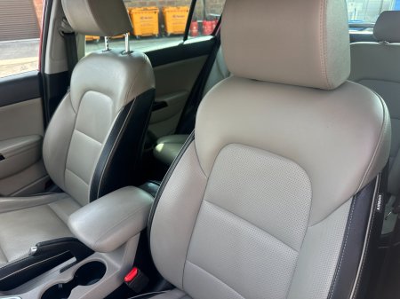 2021 Kia Sportage - photo 16