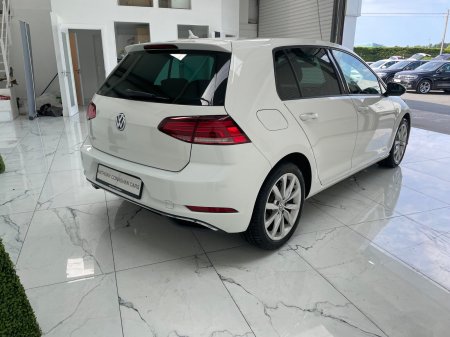 2019 Volkswagen Golf - photo 8