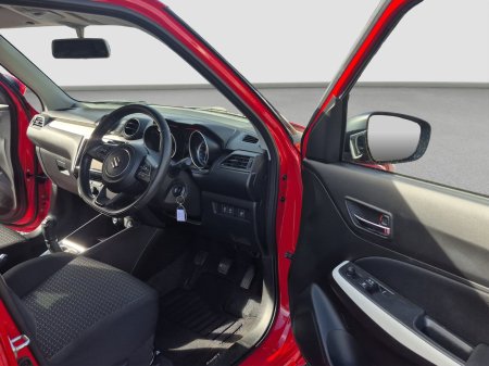2022 Suzuki Swift - photo 17