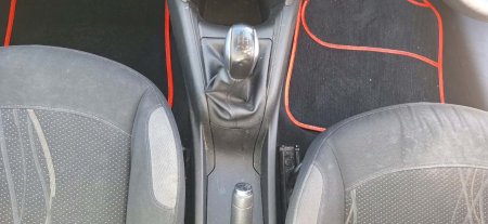 2014 Peugeot 208 - photo 13