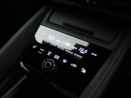2026 Porsche Macan - photo 7