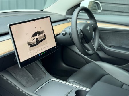 2023 Tesla Model 3 - photo 10