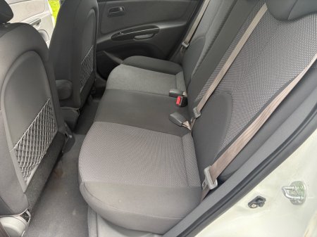 2011 Kia Rio - photo 4
