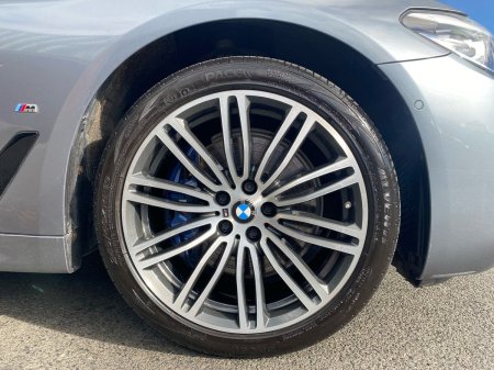 2020 BMW 5-Series - photo 5