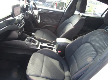 2020 Ford Focus - photo 7