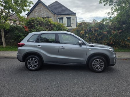 2021 Suzuki Vitara - photo 2
