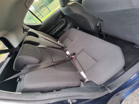 2019 Toyota Aqua - photo 14