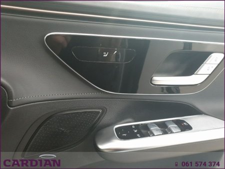 2025 Mercedes-Benz EQE - photo 19