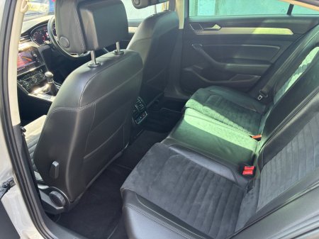 2020 Volkswagen Passat - photo 21