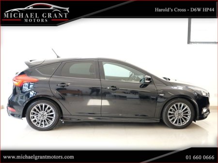 2018 Ford Focus - photo 4