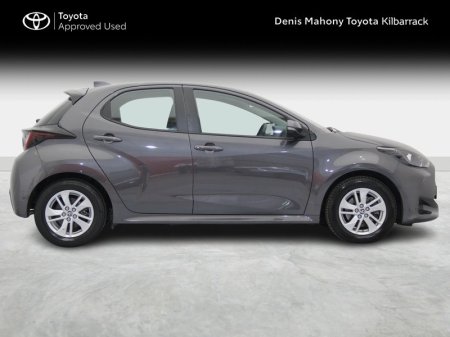 2023 Toyota Yaris - photo 3