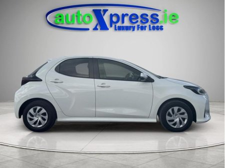 2021 Toyota Yaris - photo 9