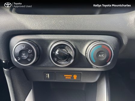 2022 Toyota Yaris - photo 7