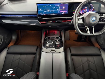 2024 BMW 5-Series - photo 21