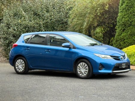 2014 Toyota Auris D-4D 90 (1.4) 5Dr Terra