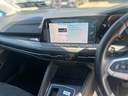 2021 Volkswagen Golf - photo 8