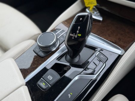 2019 BMW 5-Series - photo 12