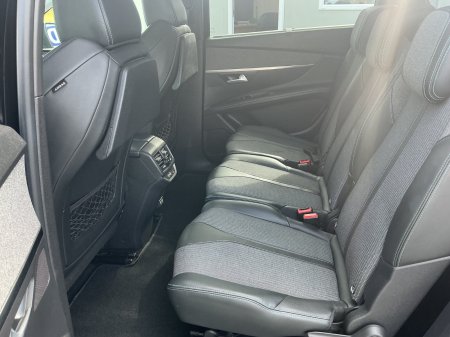 2021 Peugeot 5008 - photo 12