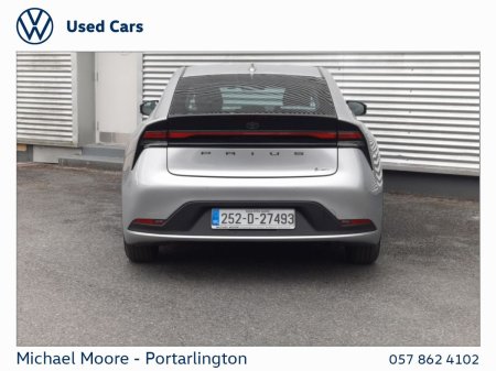 2025 Toyota Prius - photo 14