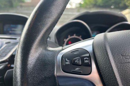 2017 Ford Fiesta - photo 26