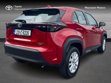 2023 Toyota Yaris Cross - photo 2