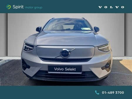 2025 Volvo XC40 - photo 8