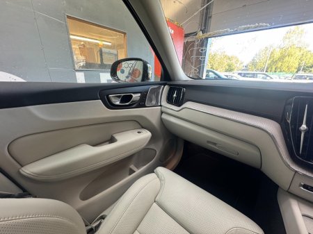 2023 Volvo XC60 - photo 13