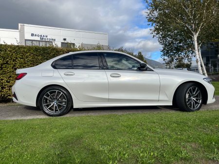 2021 BMW 3-Series - photo 14