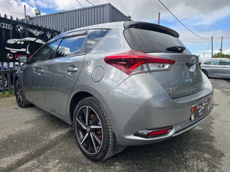 2018 Toyota Auris - photo 11