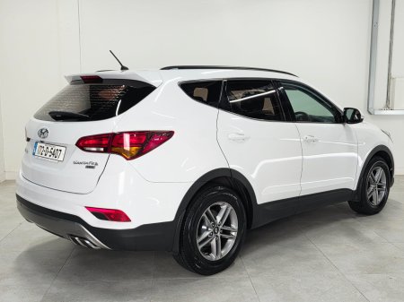 2017 Hyundai Santa Fe - photo 2