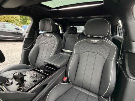 2025 Bentley Flying Spur - photo 15
