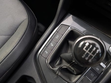 2017 Volkswagen Tiguan - photo 12
