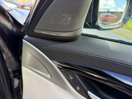 2017 BMW 5-Series - photo 10