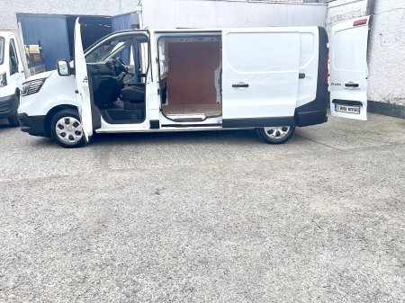2023 Renault Trafic - photo 20
