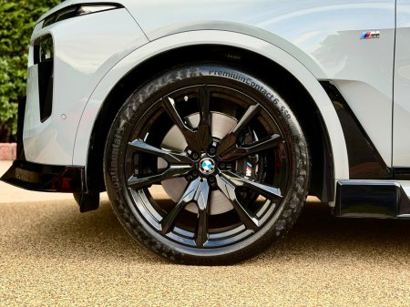 2024 BMW X7 - photo 9