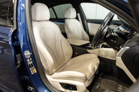 2023 BMW 5-Series - photo 10