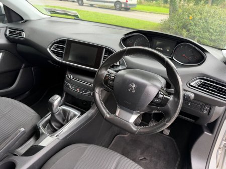 2014 Peugeot 308 - photo 11