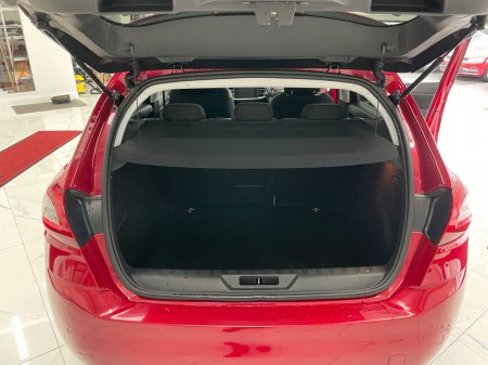2018 Peugeot 308 - photo 14