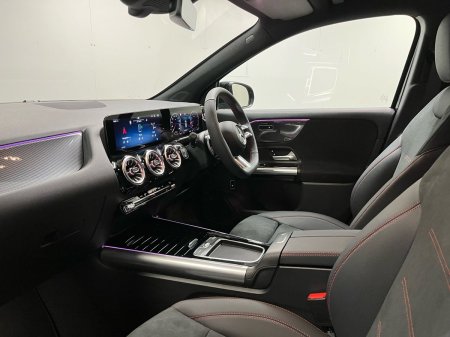 2026 Mercedes-Benz GLA - photo 12