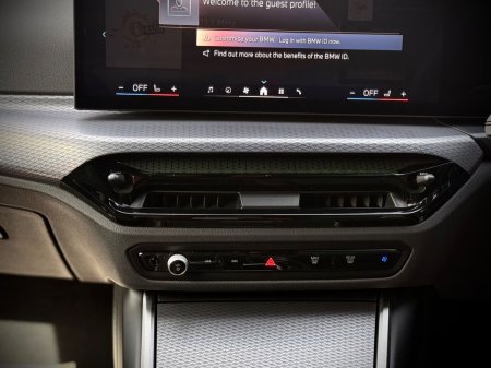 2025 BMW 3-Series - photo 16