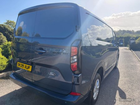 2025 Ford Transit Custom - photo 8
