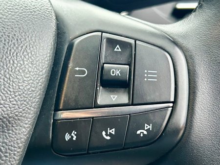 2018 Ford Focus - photo 17