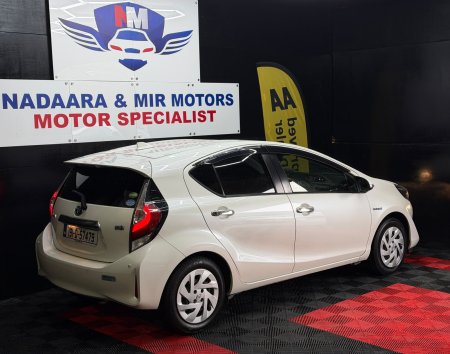 2019 Toyota Aqua - photo 13