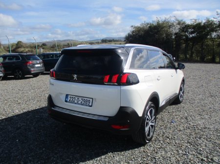 2023 Peugeot 5008 - photo 2