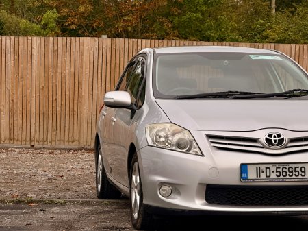 2011 Toyota Auris - photo 11