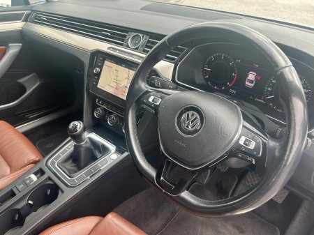 2018 Volkswagen Passat - photo 9