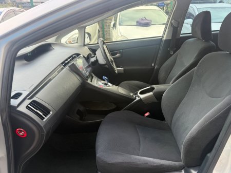 2014 Toyota Prius - photo 9