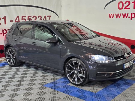2019 Volkswagen Golf - photo 2
