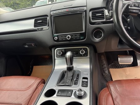 2018 Volkswagen Touareg - photo 13