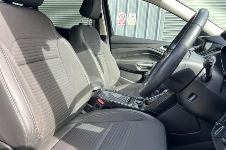 2019 Ford Kuga - photo 17